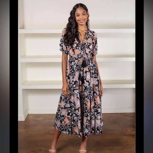 Elan Dresses & Skirts - Elan Floral Printed Maxi Dress Size Large